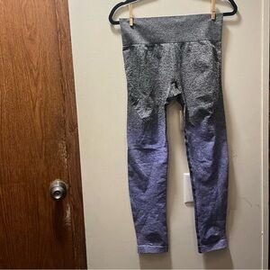 Gymshark ombré gray and purple workout leggings size medium gym athletic